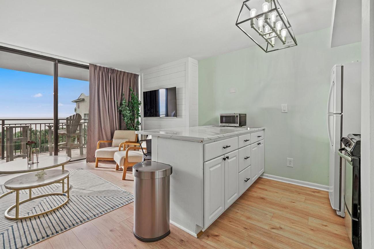 Cabana Palms - Oceanfront Renovated King Bed Sauna 默特尔比奇 外观 照片