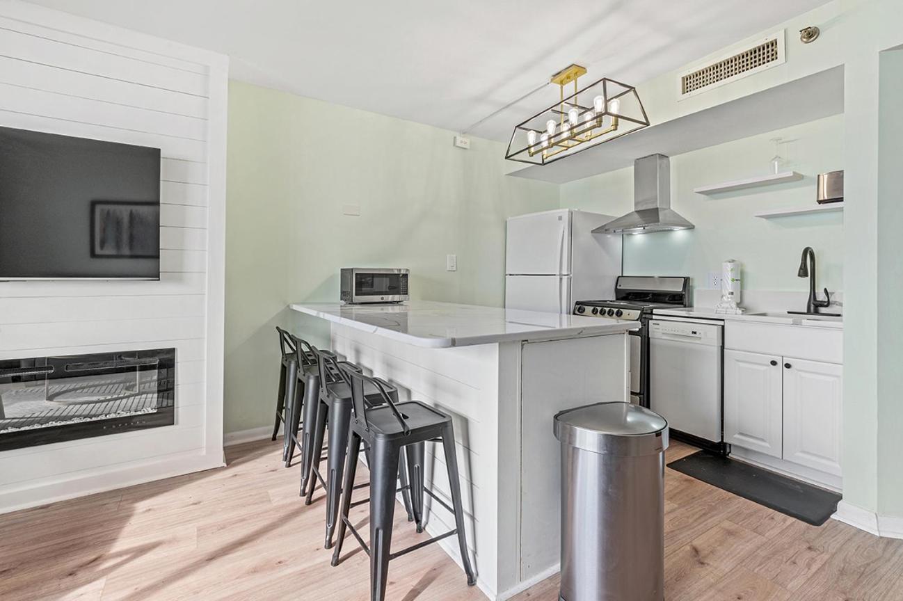 Cabana Palms - Oceanfront Renovated King Bed Sauna 默特尔比奇 外观 照片